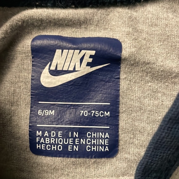 Nike onesie size 6/9M - Picture 3 of 4